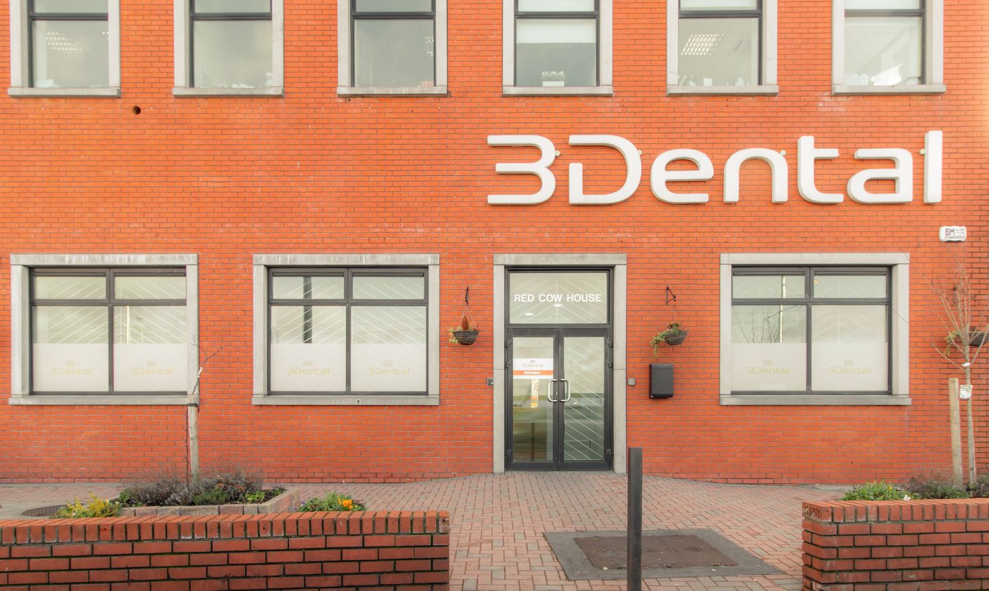 Dentist in Dublin Top Rated Care from 3Dental Clinic // (01) 485 1033