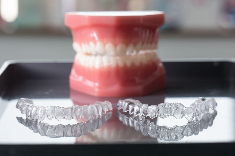 How Does Invisalign Work? Teeth Straightening Invisible Braces